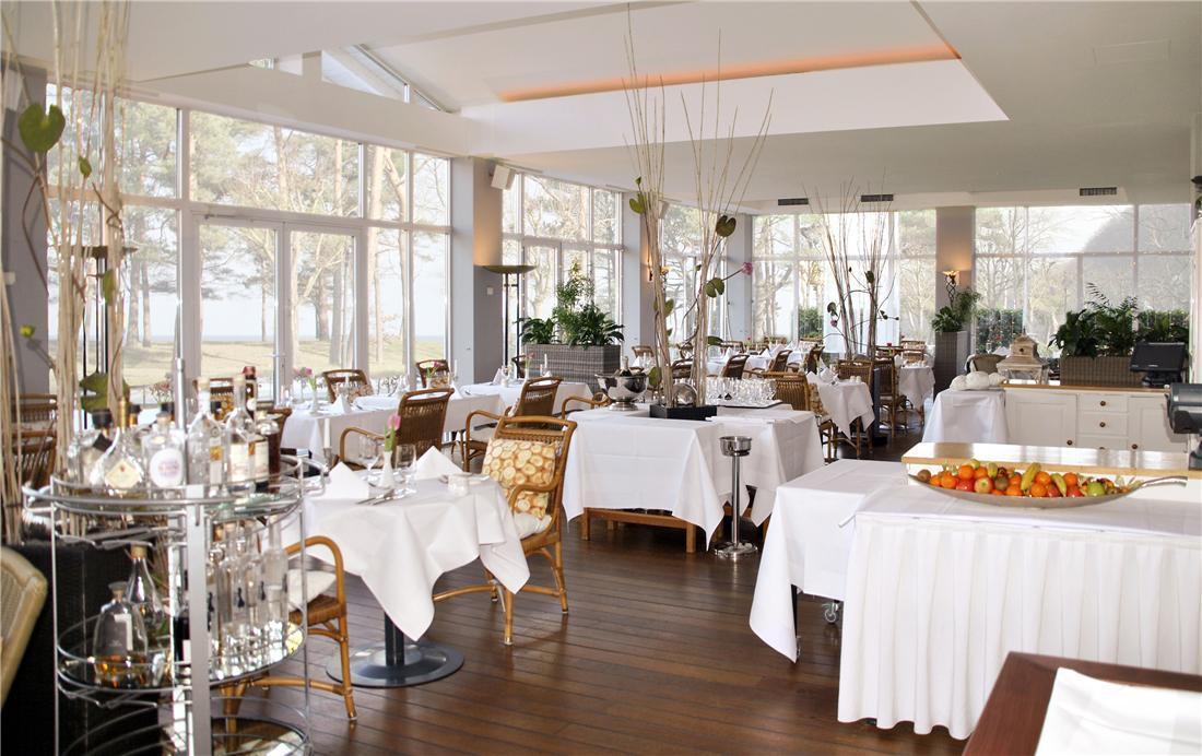 Grand Hotel บินซ์ ภายนอก รูปภาพ Restaurant Tantris